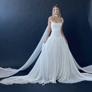 NWT Cinq Bridal 'Elizabeth' Dress sz 4